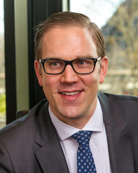 Dr Jan Erik Spangenberg, LL.B. Dr Jan Erik Spangenberg, LL.B.